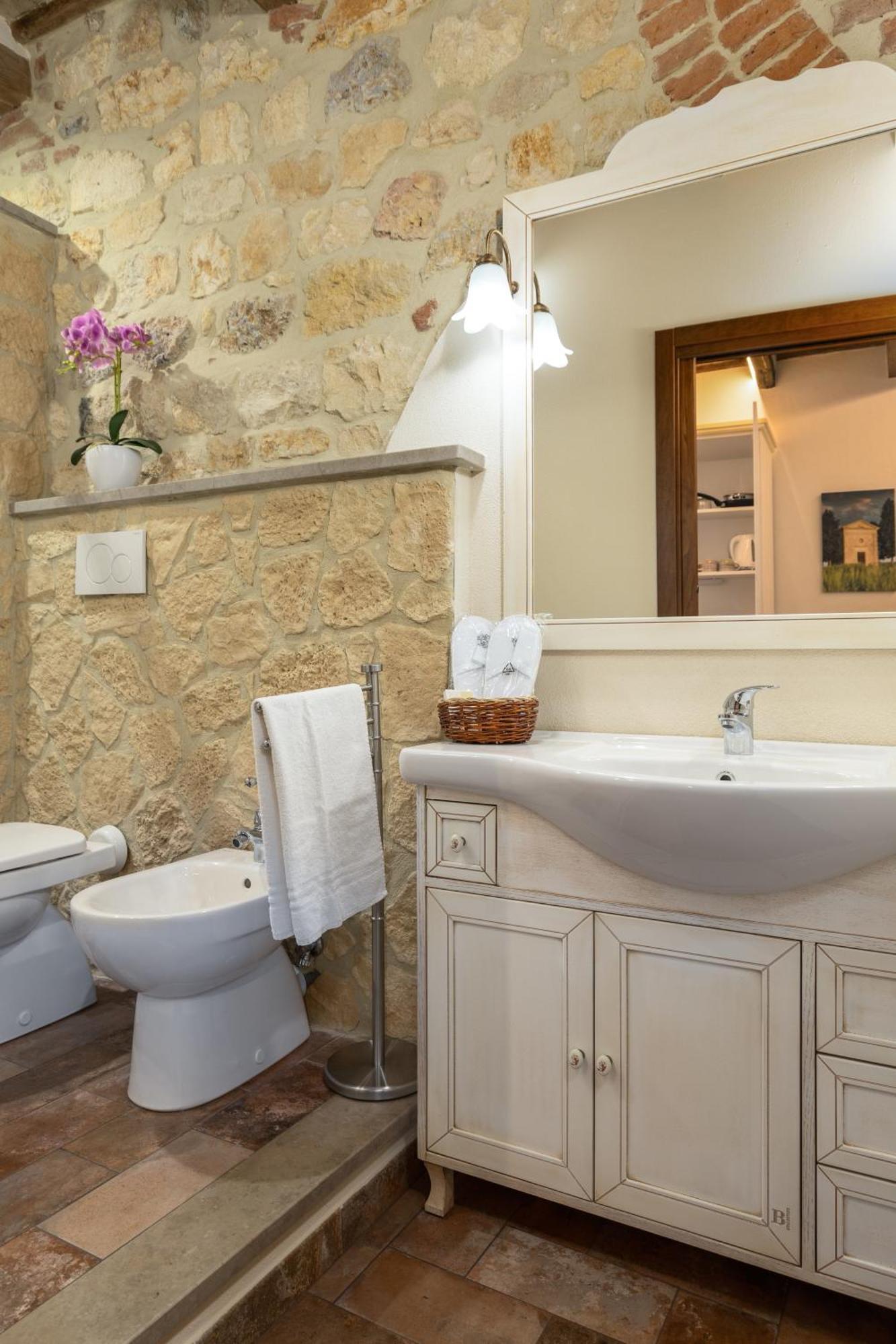 Sognare Nel Castello Hotel Monteriggioni Exterior foto